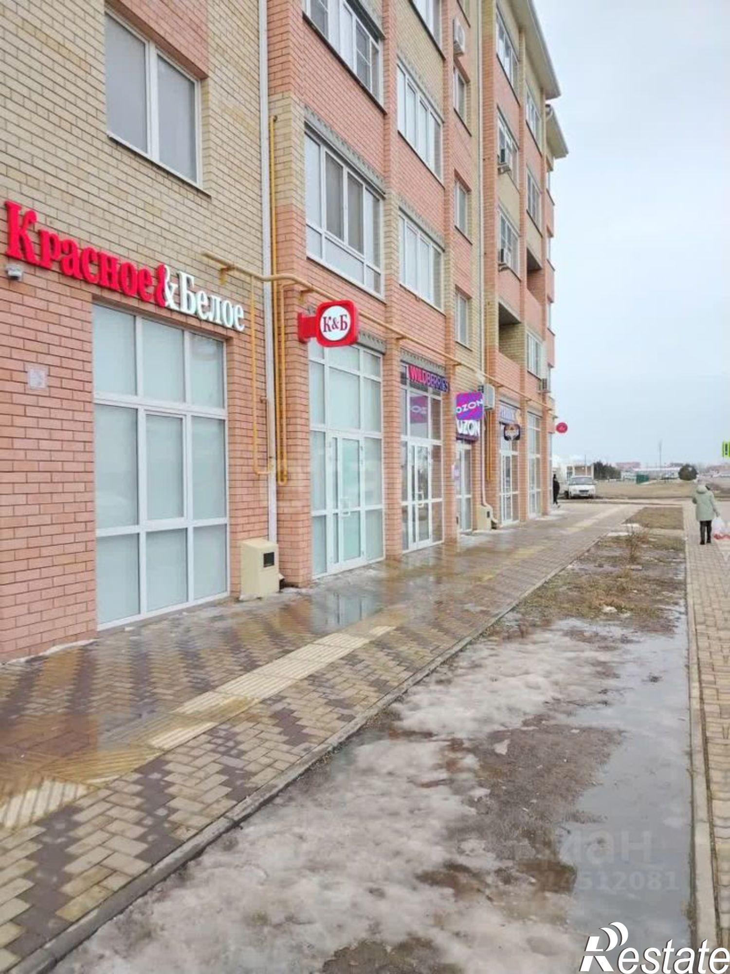 Купить офис, помещение под офис за 16 925 800 рублей на 39 и 40 мкр, Западная,8/1