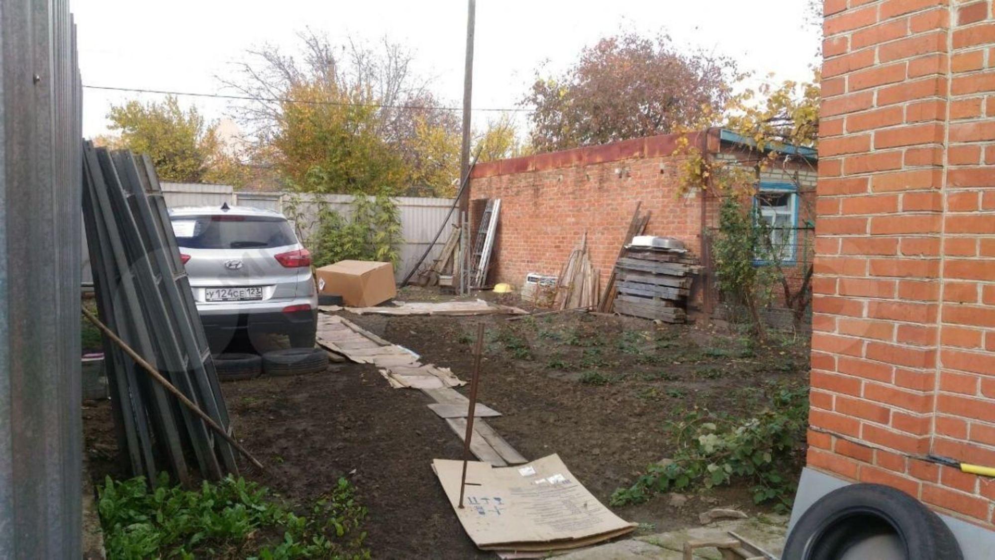 Купить дачу, дом, коттедж за 13 000 000 рублей на Суворова ул, 70