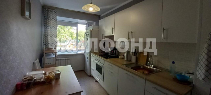 3-комн квартира Крылова улица, д.1а 3-комн квартира Крылова улица, д.1а