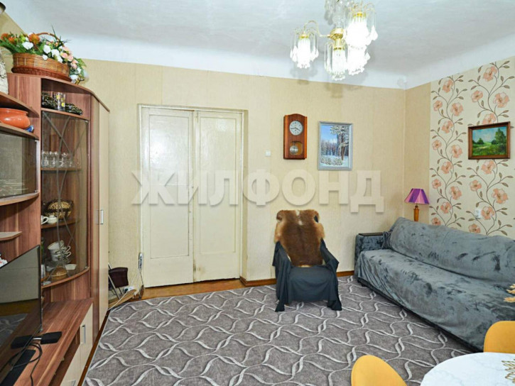 2-комн квартира Авиастроителей улица, д.33 2-комн квартира Авиастроителей улица, д.33