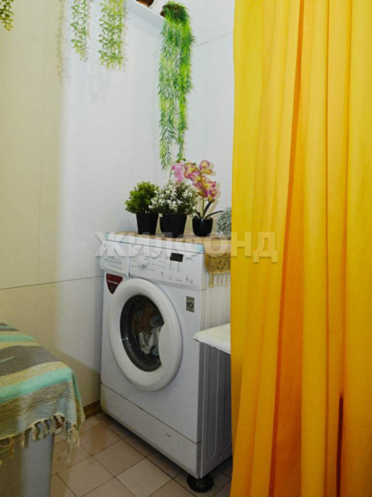 2-комн квартира Авиастроителей улица, д.33 2-комн квартира Авиастроителей улица, д.33