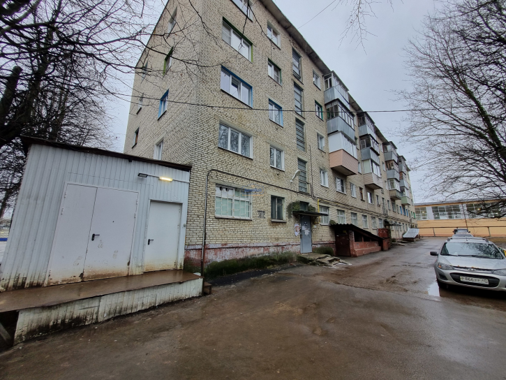 2-комн квартира Никитина ул., 123 2-комн квартира Никитина ул., 123