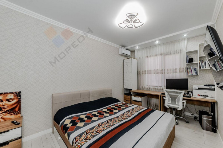 Коттедж/дом Зарничная, 16 Коттедж/дом Зарничная, 16