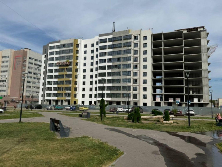 3-комн квартира в новом доме Евгения Долгина ул, 8
