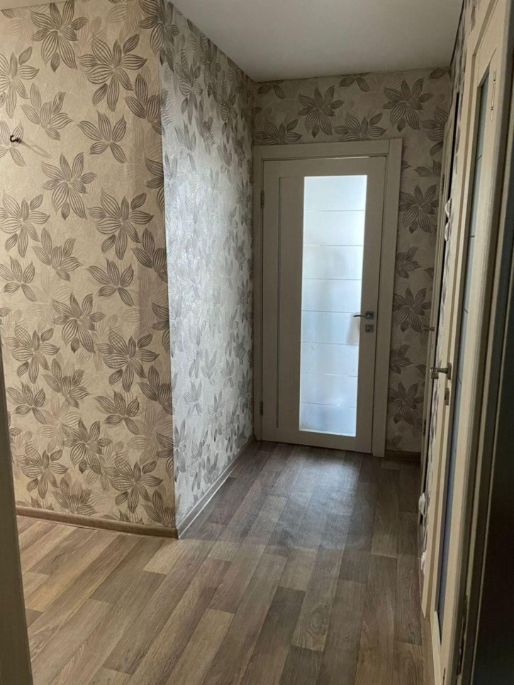 3-комн квартира Студенческая ул, 187 3-комн квартира Студенческая ул, 187