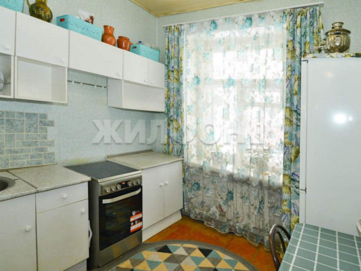 2-комн квартира Авиастроителей улица, д.33 2-комн квартира Авиастроителей улица, д.33