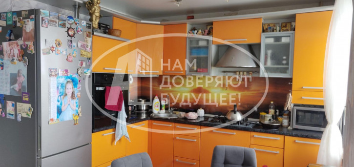 3-комн квартира улица Карла Маркса, 52