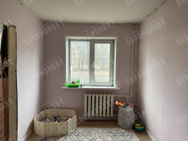 3-комн квартира Орджоникидзе ул, 52к1