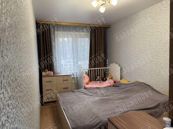 3-комн квартира Орджоникидзе ул, 52к1