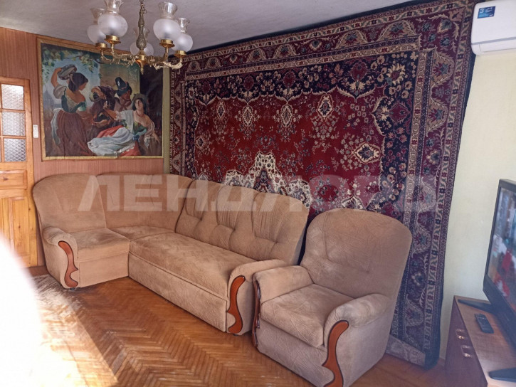 3-комн квартира Вятская улица, 110