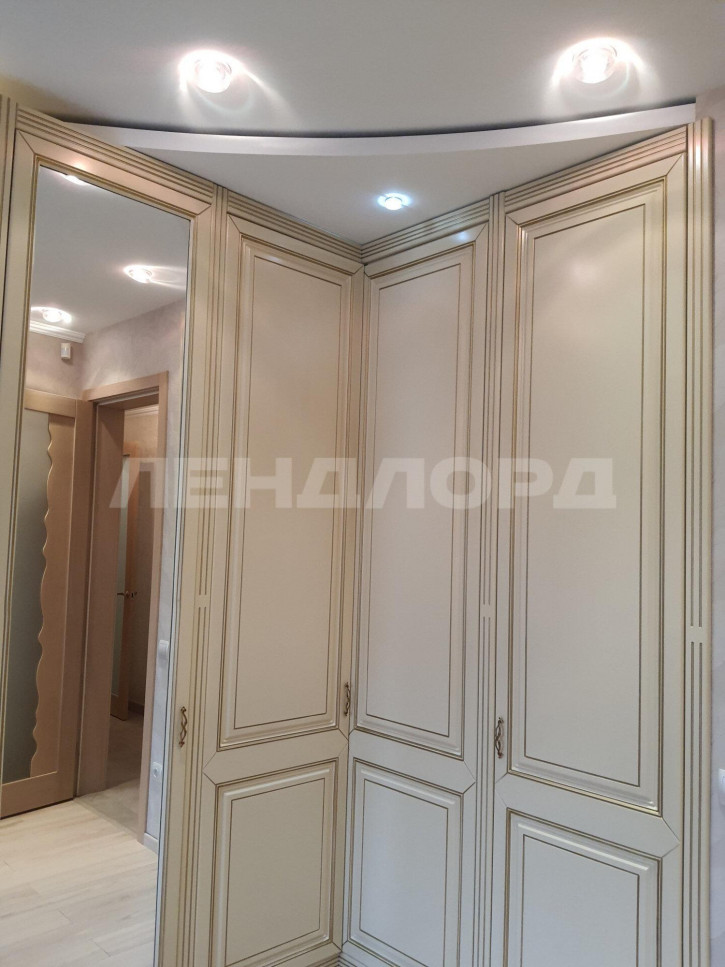 4-комн квартира Газетный переулок, 83