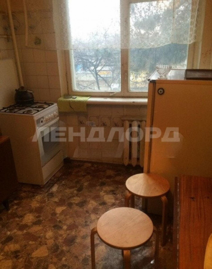 3-комн квартира Стартовая улица, 12