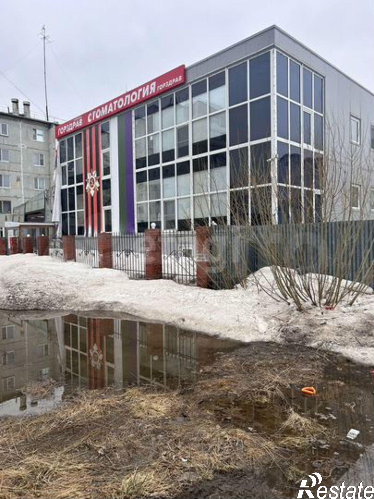Купить ОСЗ, отдельно стоящее здание за 70 000 000 рублей на ул Нефтяников, 50/1