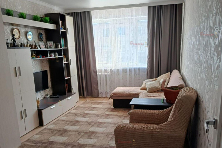 2-комн квартира Октябрьская 1