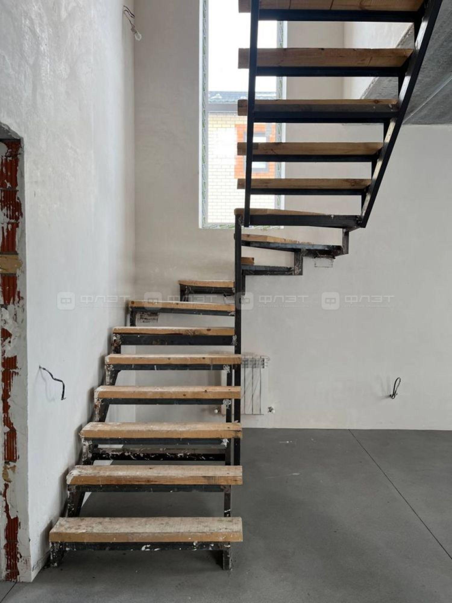 Купить дачу, дом, коттедж за 11 750 000 рублей на ул. Лодочная, дом 3