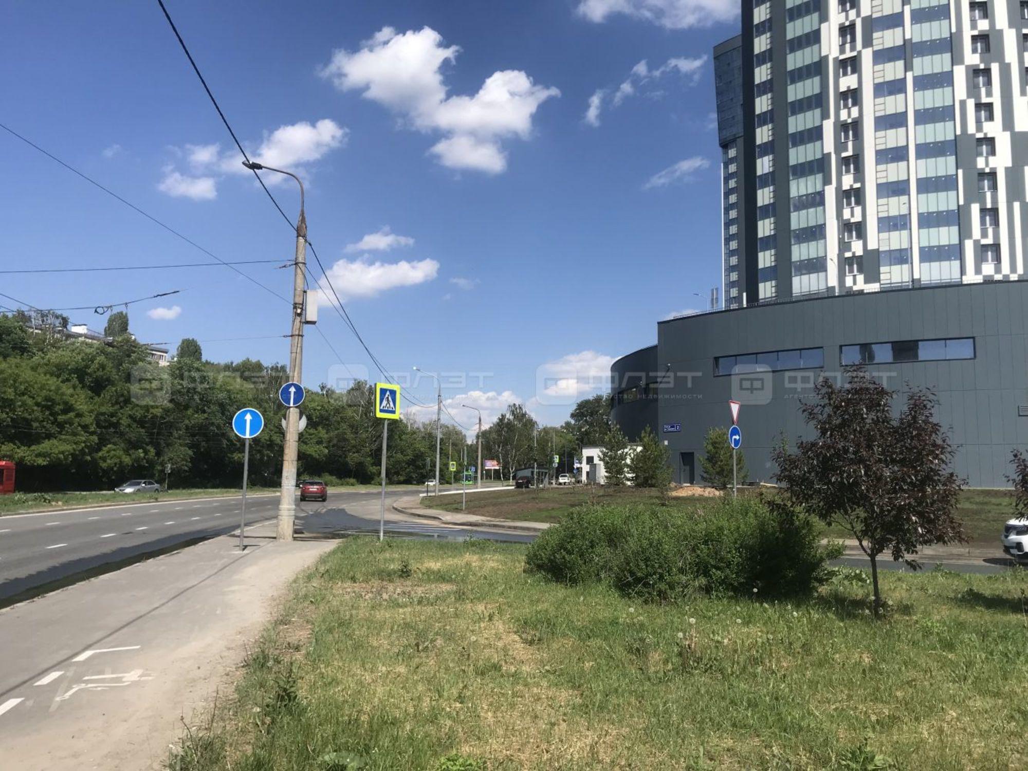 Купить торговое помещение за 40 250 000 рублей на ул. Танковая, дом 2