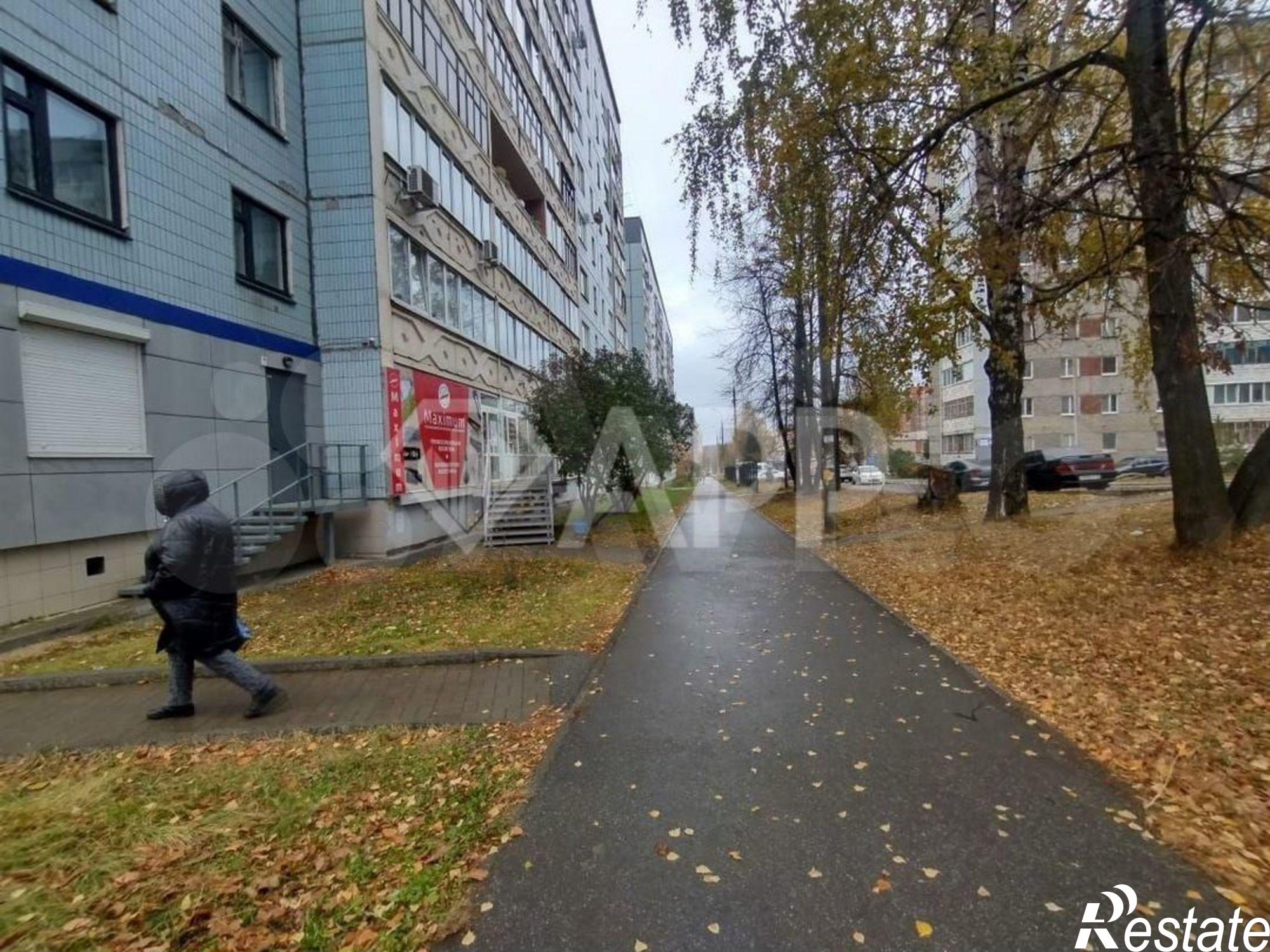 Купить торговое помещение за 9 000 000 рублей на ул Холмогорова, 19