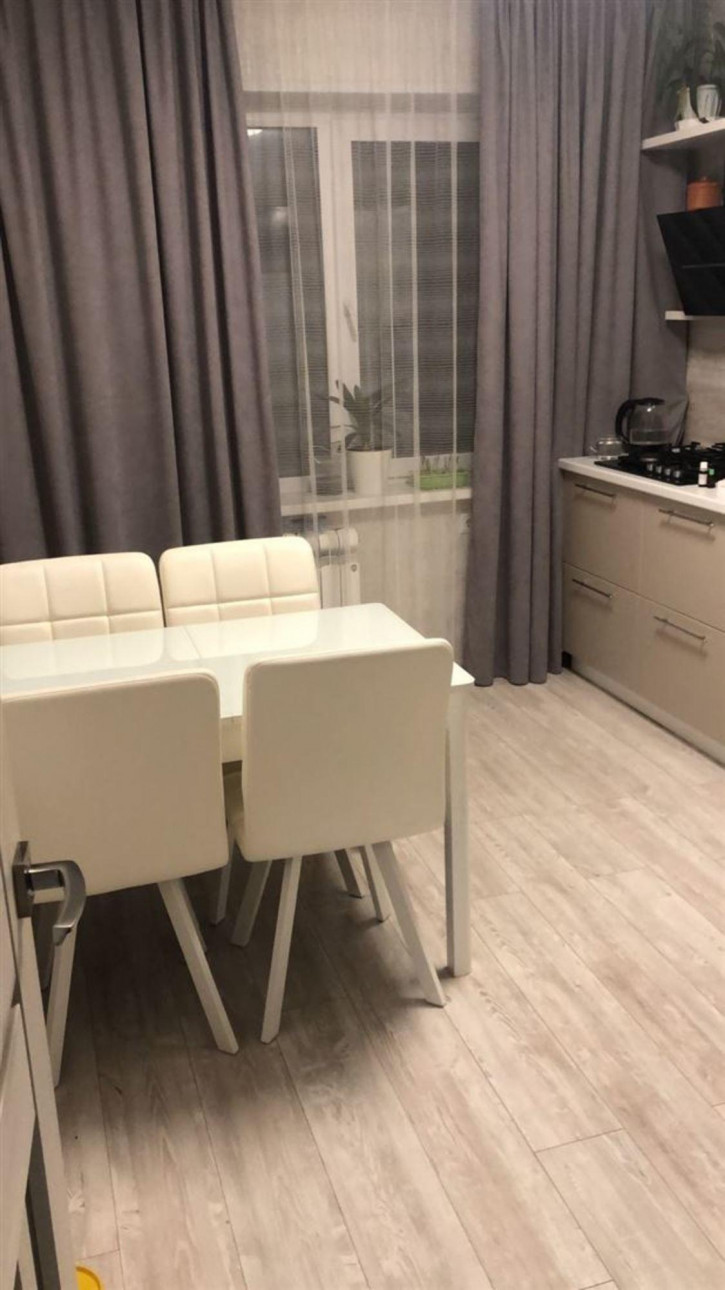 3-комн квартира ул 33-я Северная, д. 27