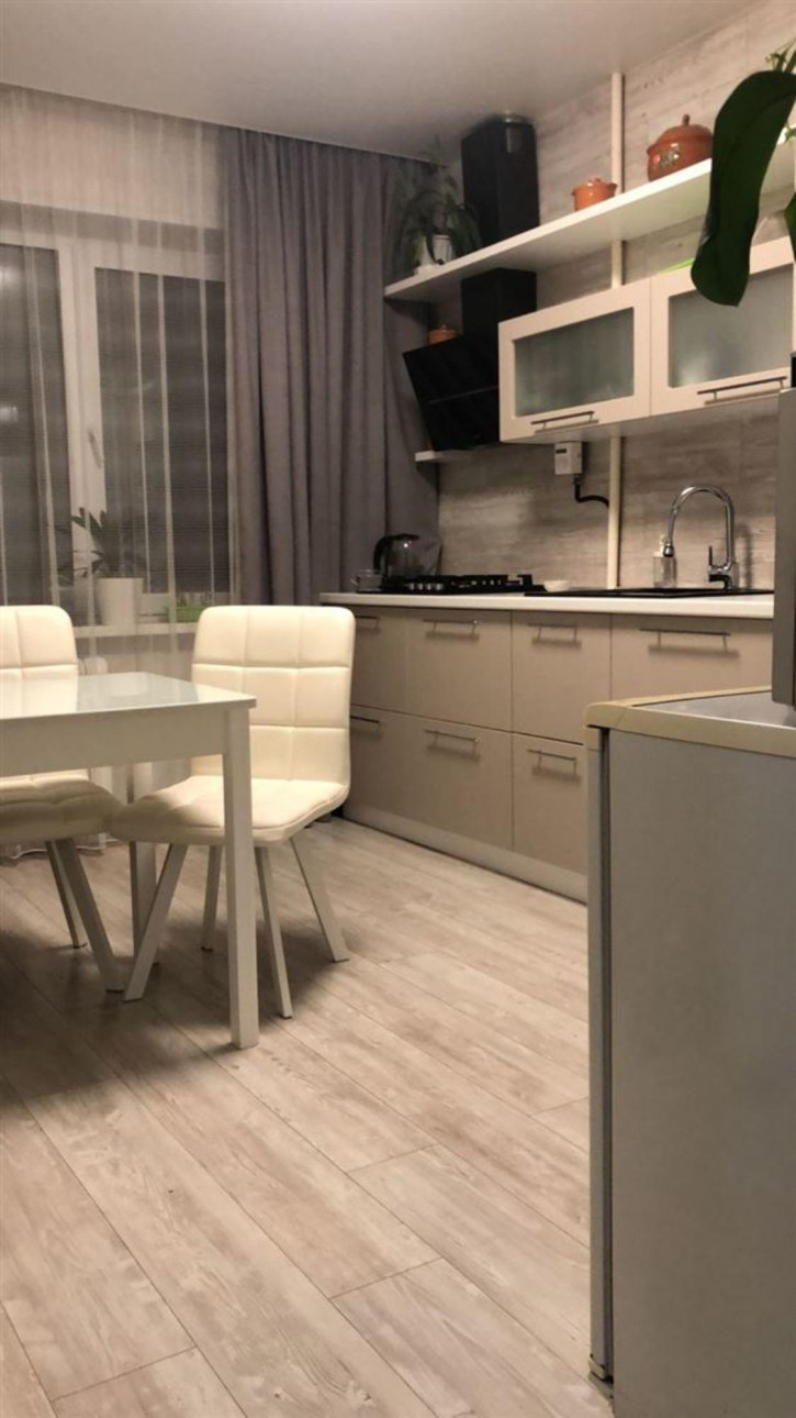 3-комн квартира ул 33-я Северная, д. 27