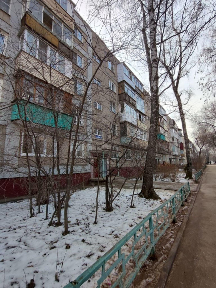 3-комн квартира Дьяконова ул, 42