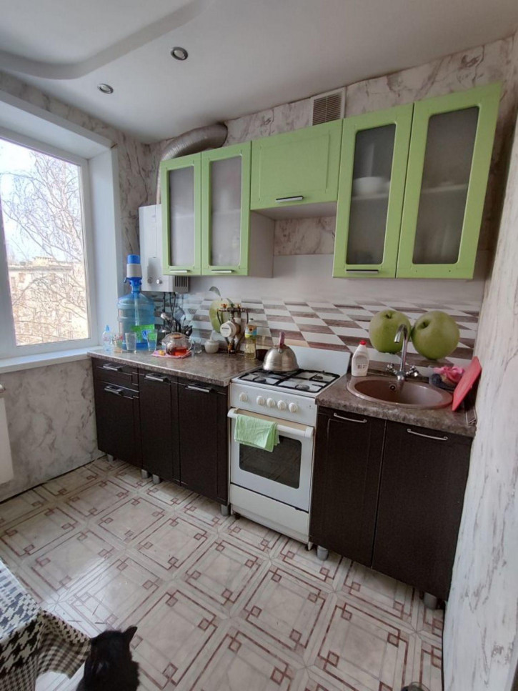 3-комн квартира Дьяконова ул, 42