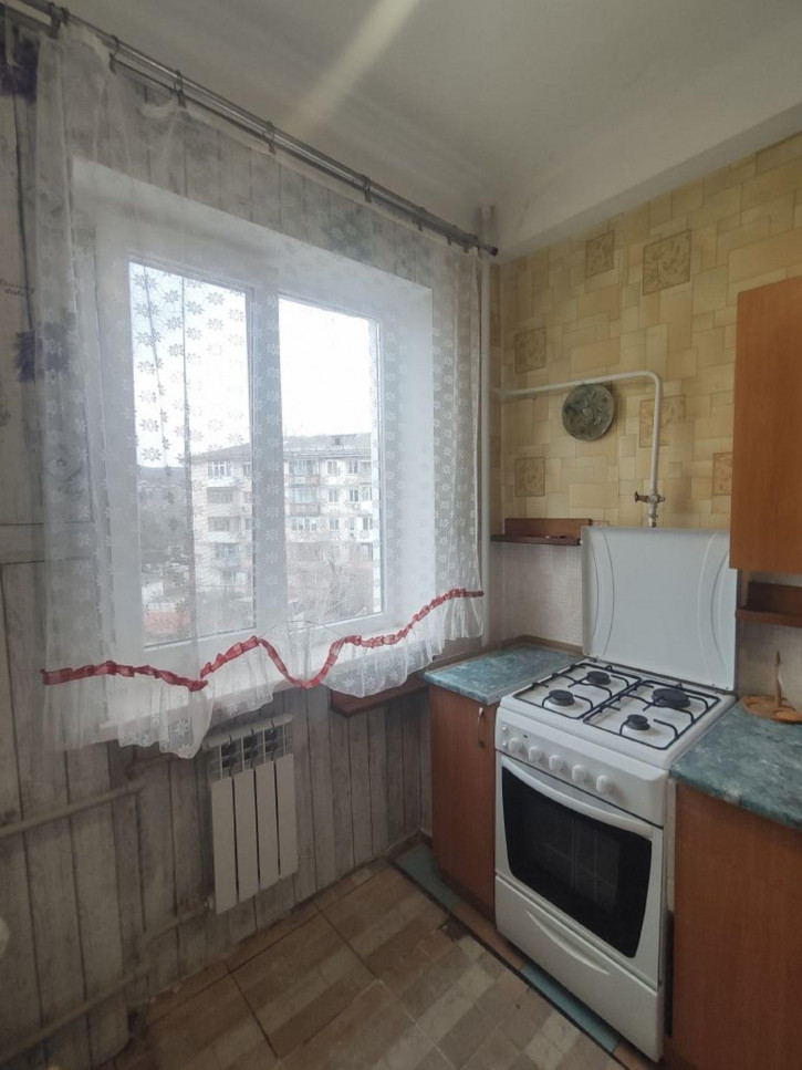 1-комн квартира Менжинского, 19