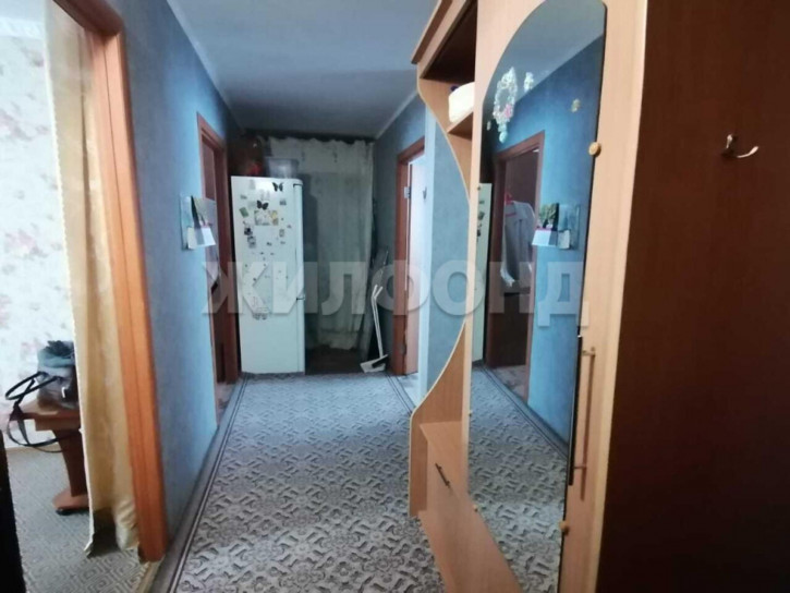 3-комн квартира Степная, 37