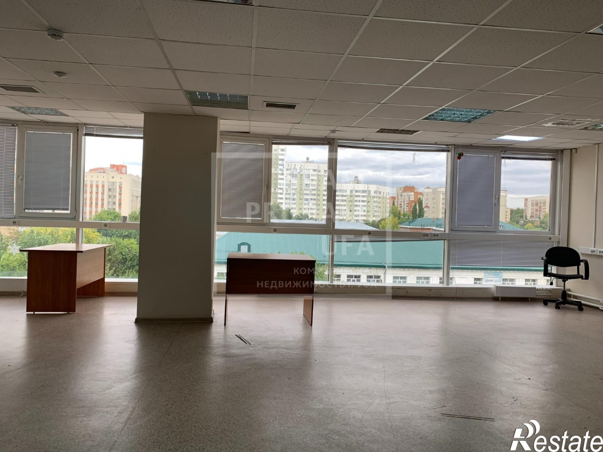 Сдать офис, помещение под офис за 393 300 рублей на Кирова улица, д.52