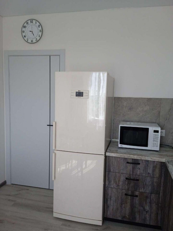 2-комн квартира Луначарского улица, 5