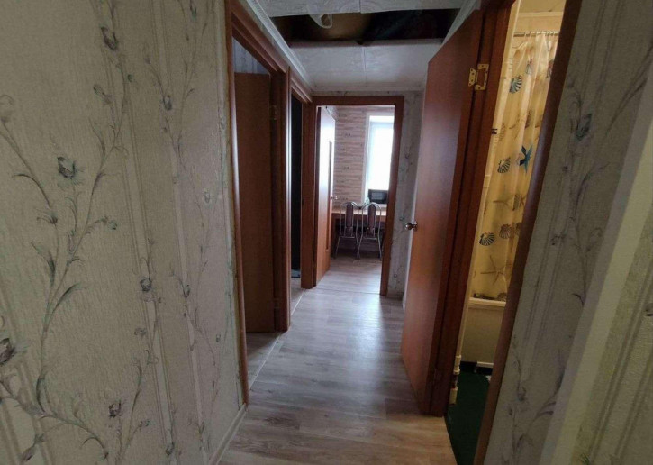 2-комн квартира Красных Коммунаров улица, 17б