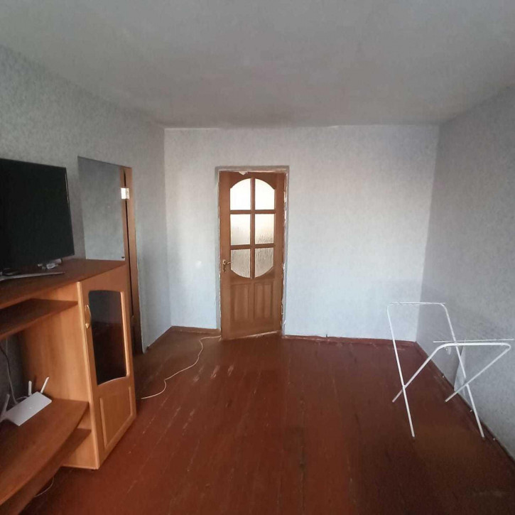 3-комн квартира Свободы улица, 228