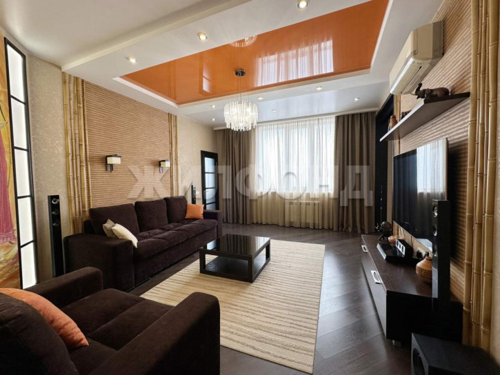 3-комн квартира Державина улица, д.77/2