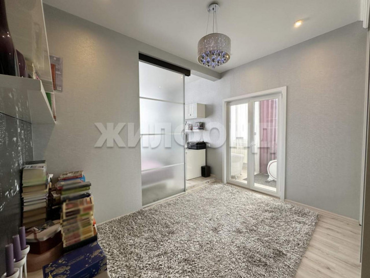 3-комн квартира Державина улица, д.77/2