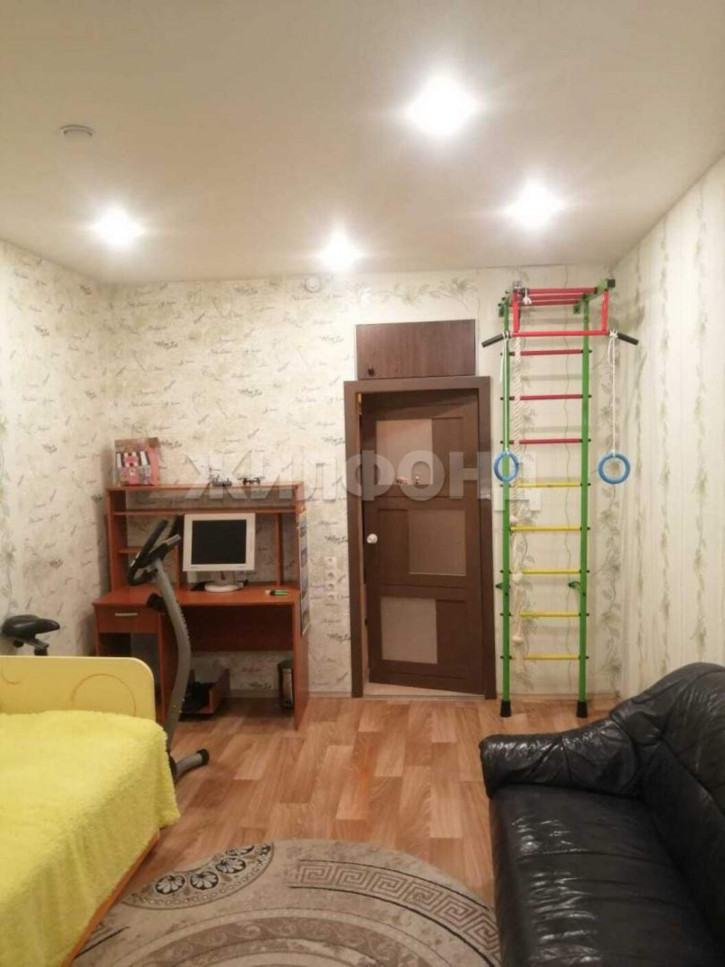 2-комн квартира Комсомольская улица, д.8