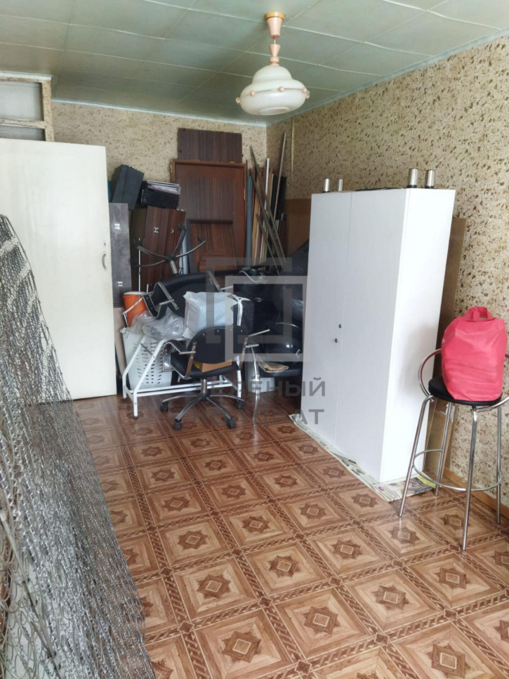2-комн квартира Артёма ул, 17