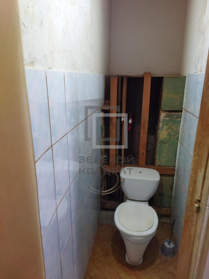2-комн квартира Артёма ул, 17