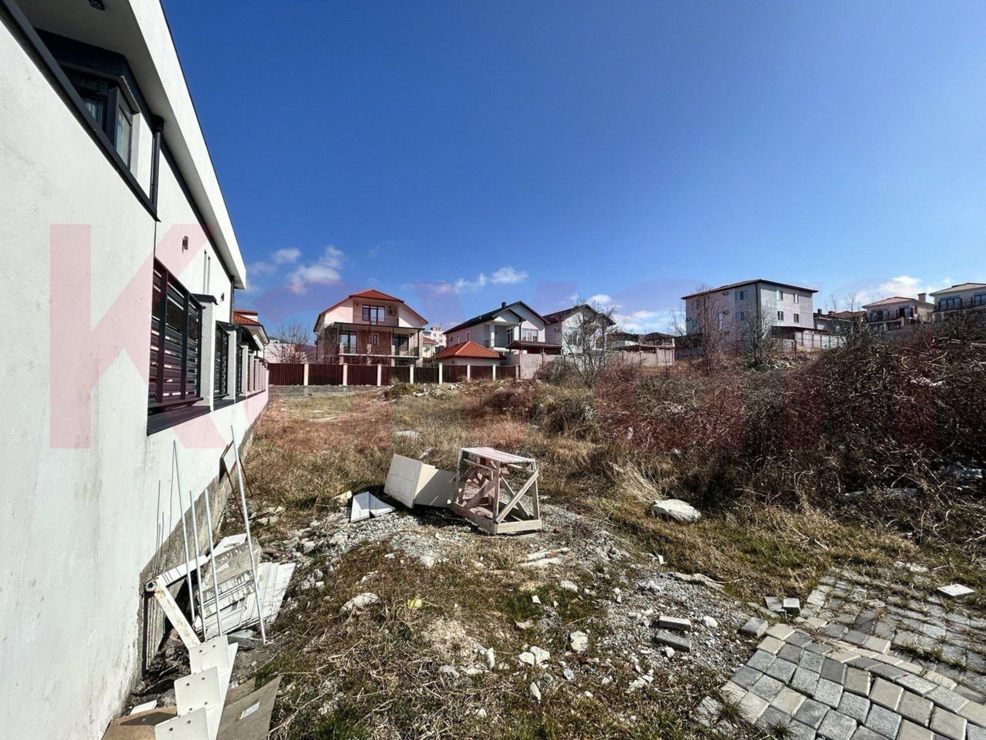 Купить землю, земельный участок за 19 000 000 рублей на Майи Осичевой ул.