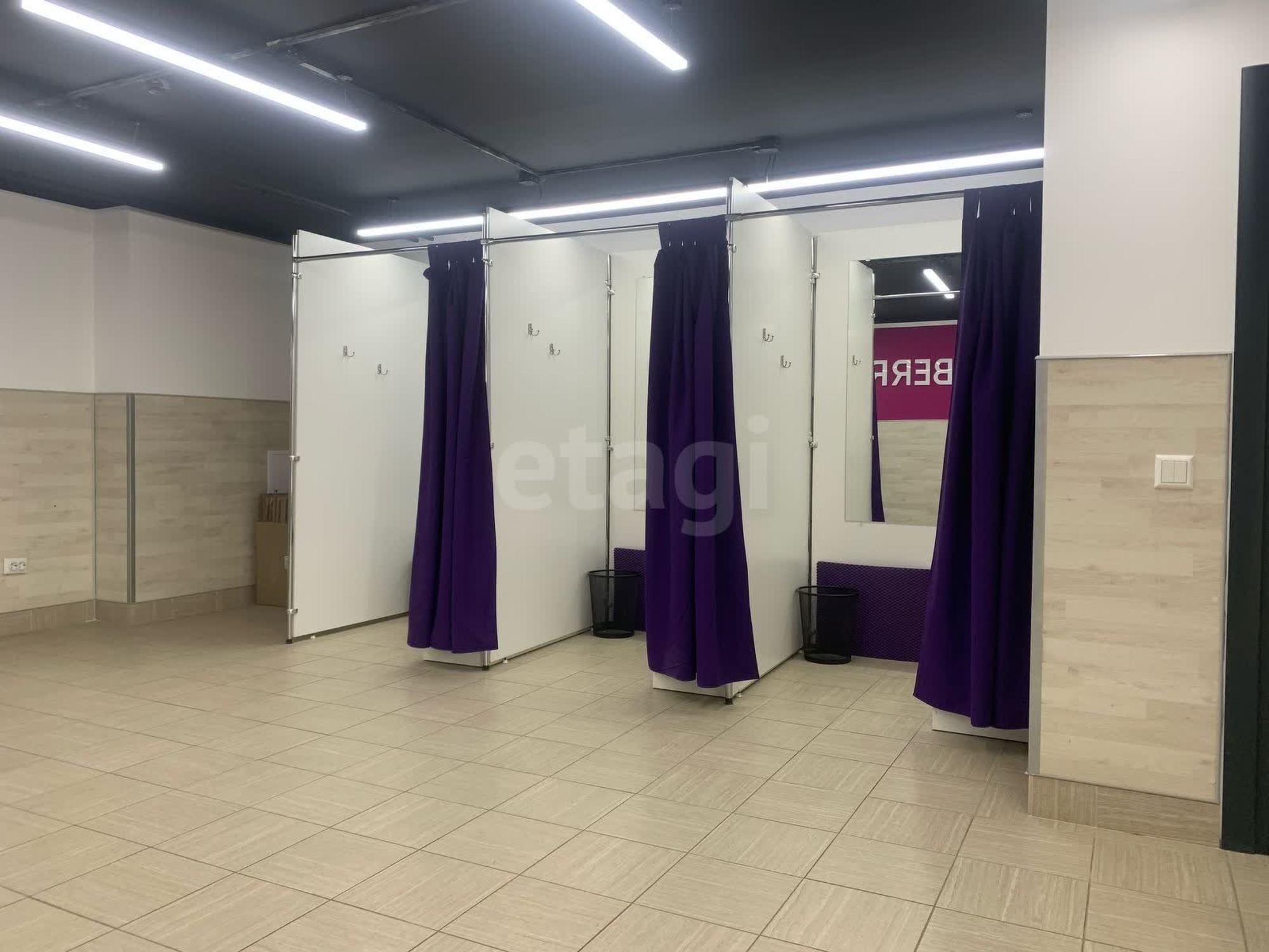 Купить помещение свободного назначения за 10 200 000 рублей на Пречистенская набережная, 74