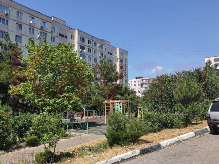 3-комн квартира микрорайон Парус ул.