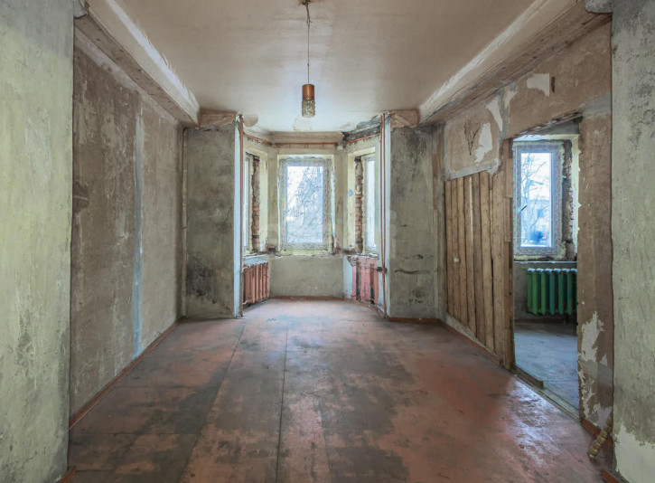 3-комн квартира улица Александра Клубова, 41