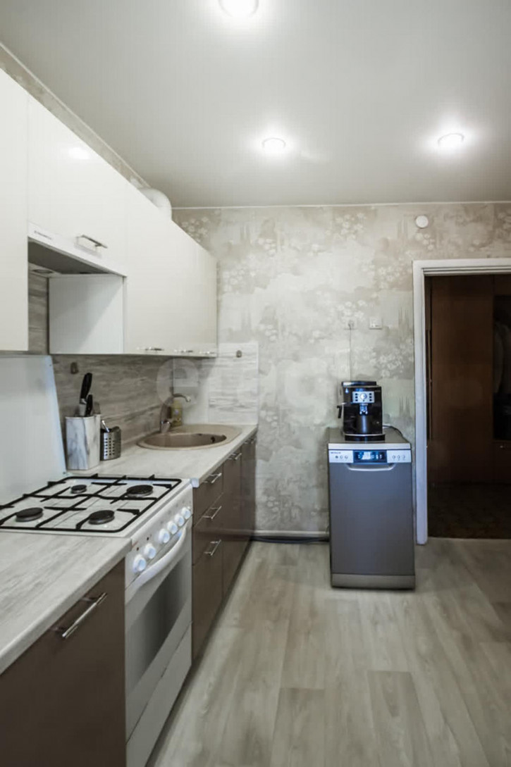 3-комн квартира улица Карла Маркса, 111