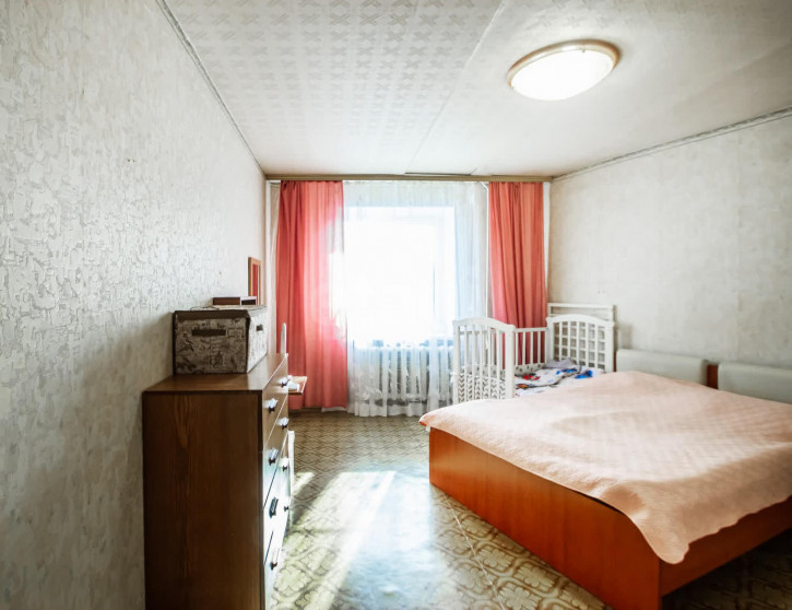 3-комн квартира улица Карла Маркса, 111