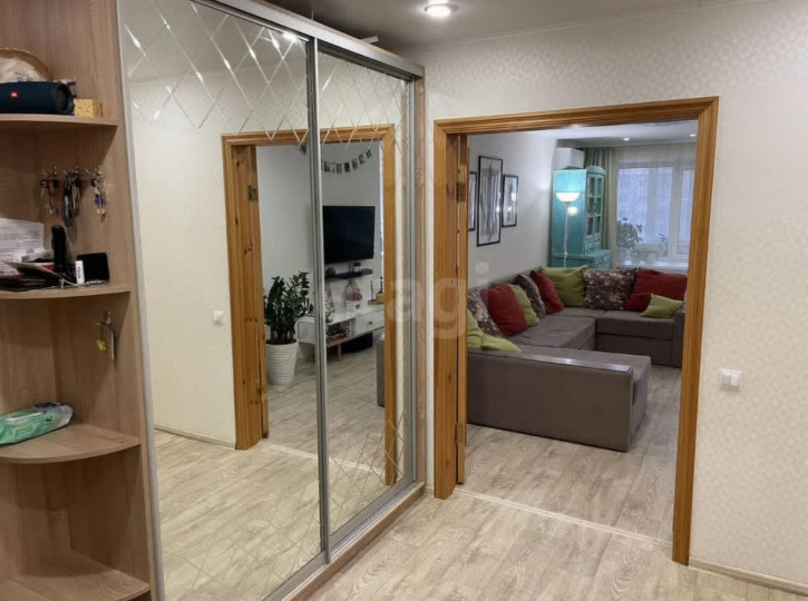 4-комн квартира улица Карла Маркса, 80а