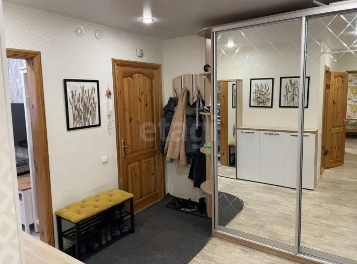 4-комн квартира улица Карла Маркса, 80а