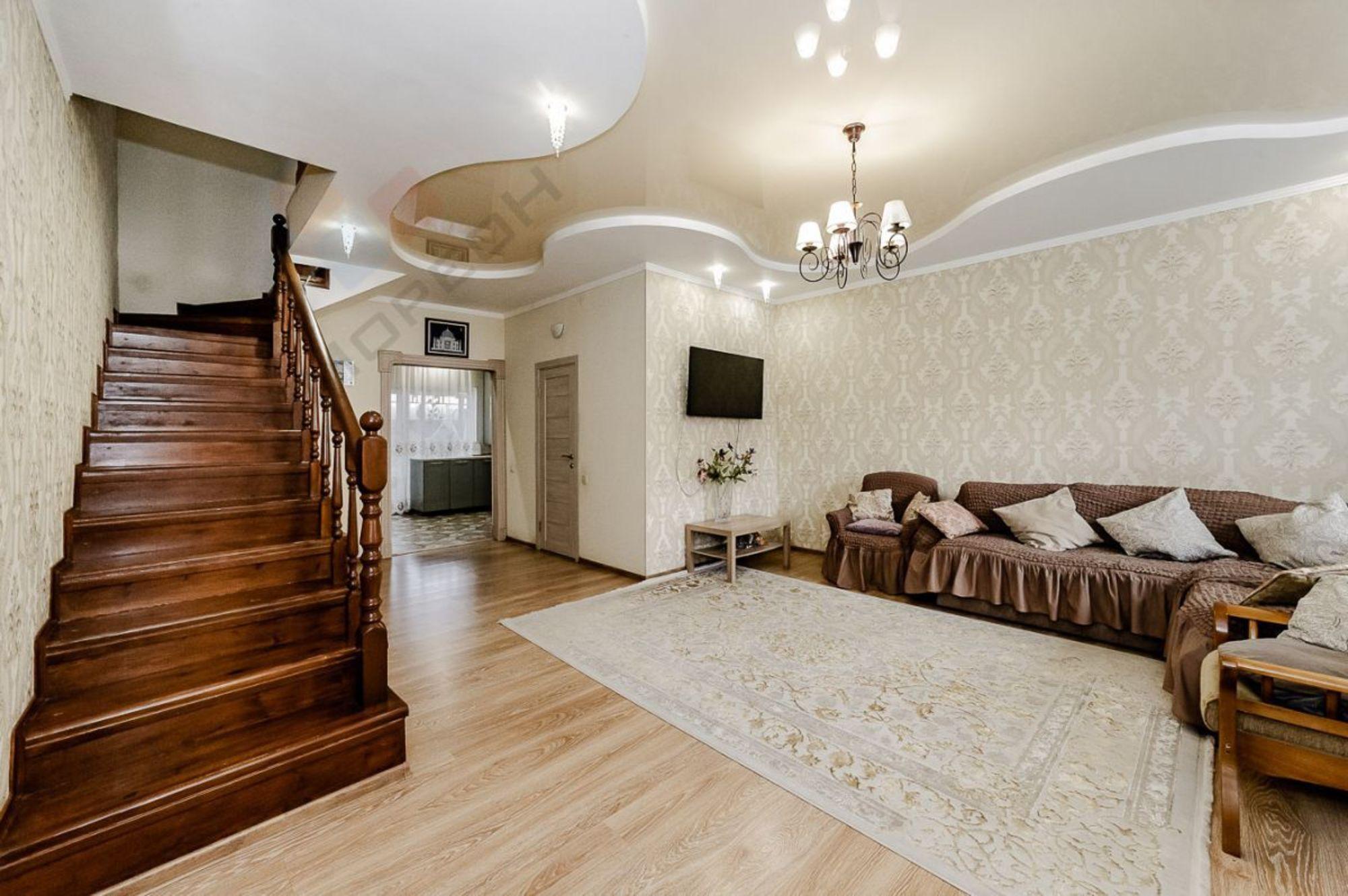 Купить дачу, дом, коттедж за 9 500 000 рублей на Дружбы ул, 60