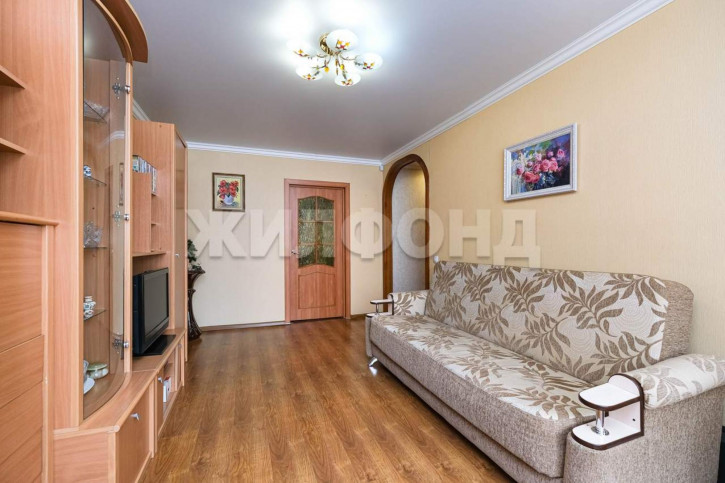 3-комн квартира Авиастроителей улица, д.1 3-комн квартира Авиастроителей улица, д.1