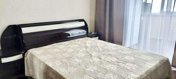 3-комн квартира Победы улица, 49к4