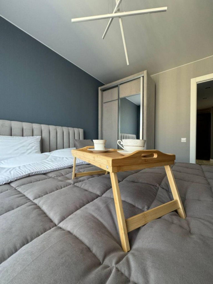 2-комн квартира в новом доме Академика Семёнова ул, 21