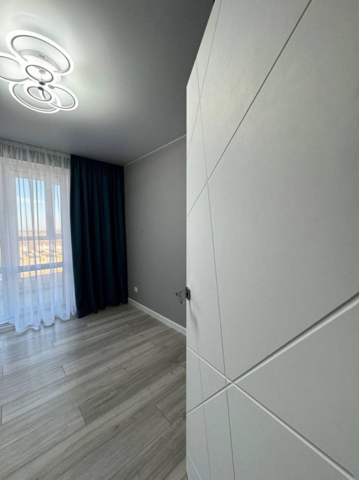 2-комн квартира в новом доме Академика Семёнова ул, 21