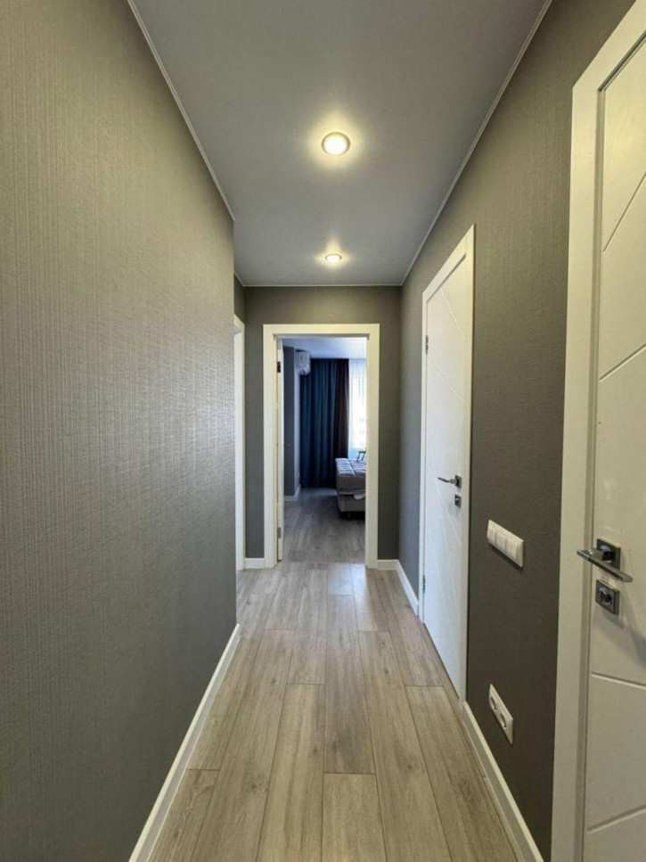 2-комн квартира в новом доме Академика Семёнова ул, 21